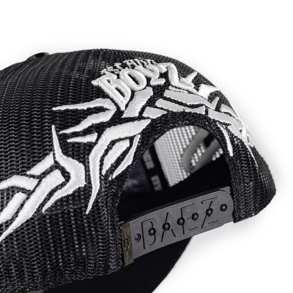 Gorra Baez X Myke Towers Island Boyz blanca Original Adriano Zendejas