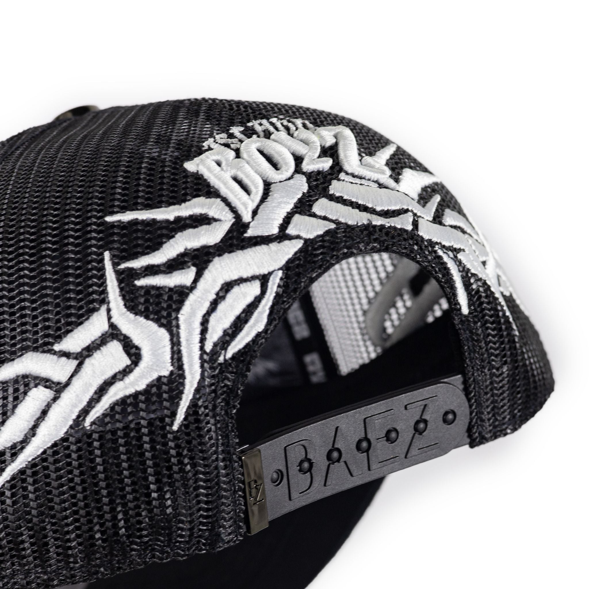 Gorra Baez X Myke Towers Island Boyz blanca Original Adriano Zendejas