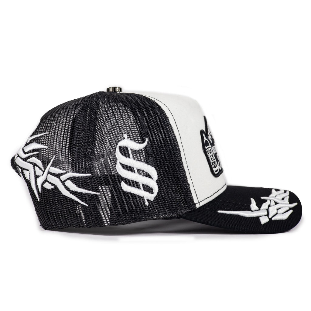 Gorra Baez X Myke Towers Island Boyz blanca Original Adriano Zendejas