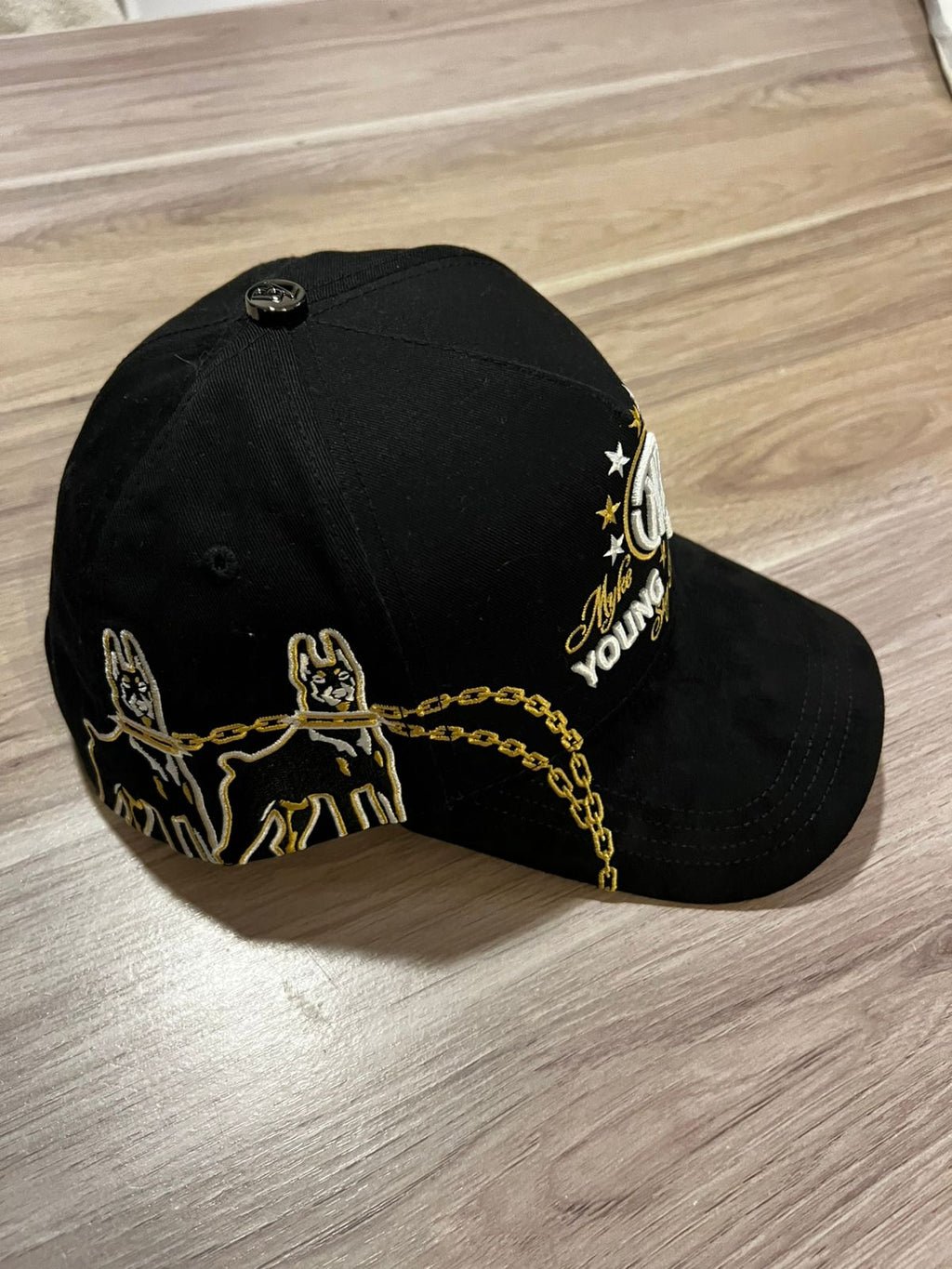 Gorra Baez X Myke Towers Like Myke Original Perros Adriano Zendejas