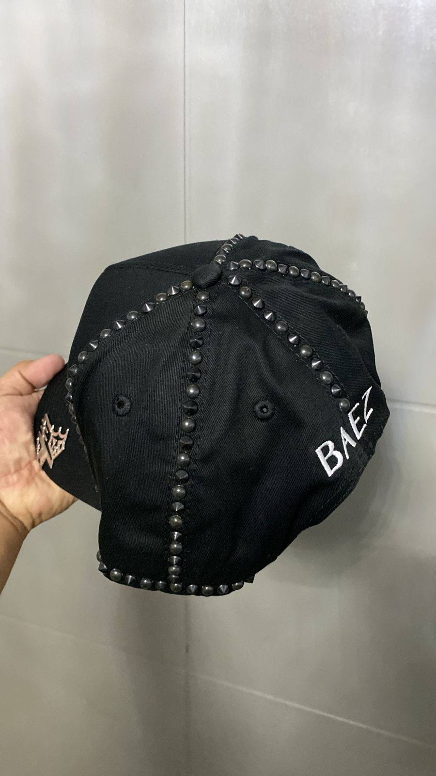 Baez Og Black Spikes