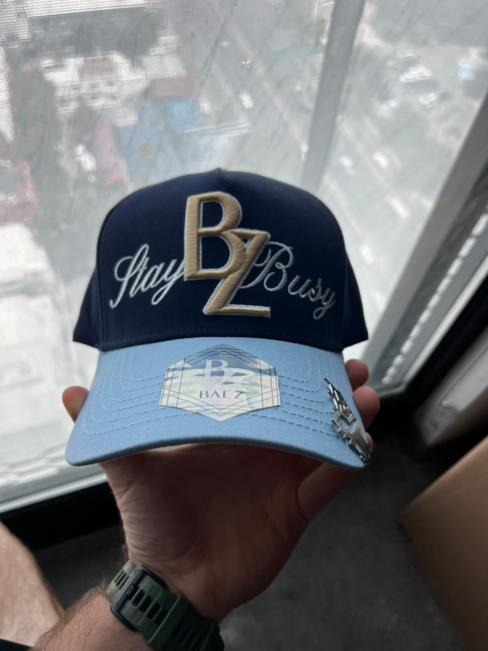 Bz Og Azul Stay Busy