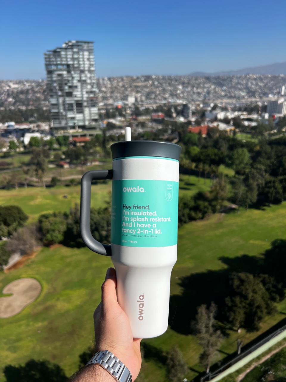 Owala 40 oz Tumbler - Blanco