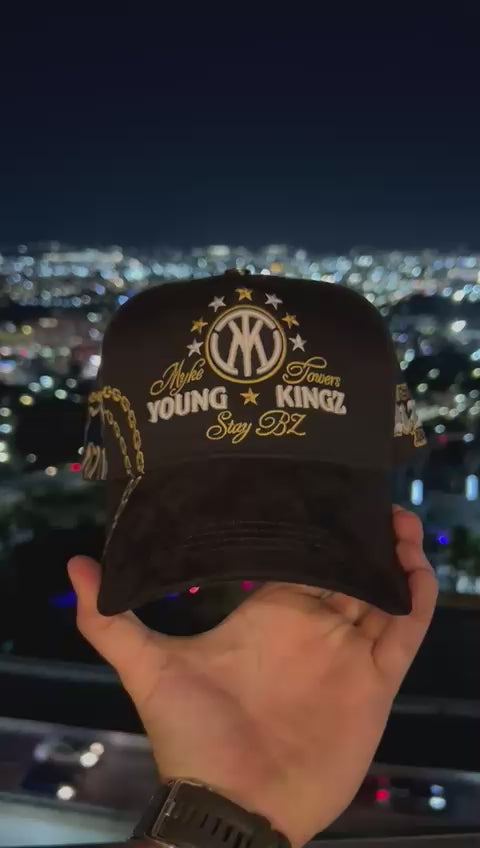 Gorra Baez X Myke Towers Like Myke Original Perros Adriano Zendejas